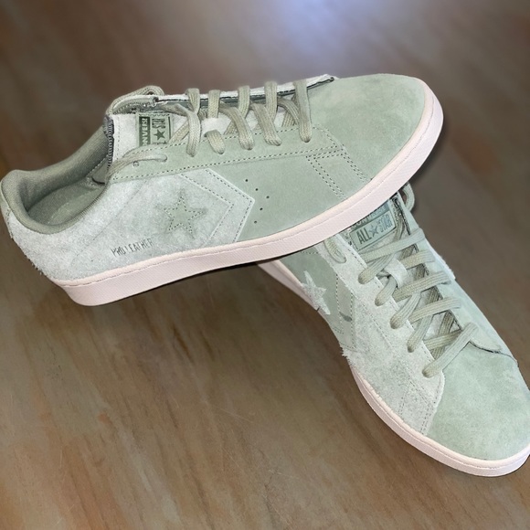 NWOT Converse Pro Leather 76 Ox Low Suede Unisex - Picture 2 of 6